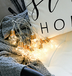 Гирлянда Лампочки прозрачные 4 м 10 ламп от батареек